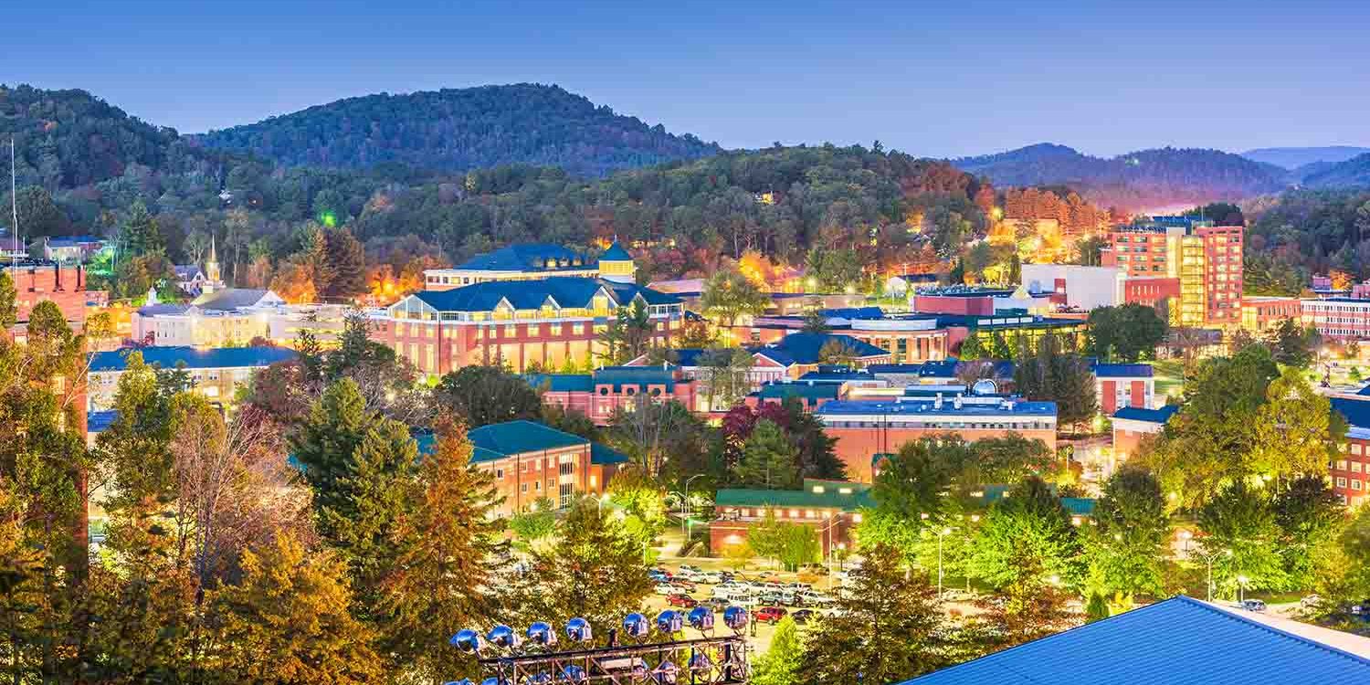 Boone North Carolina town scene